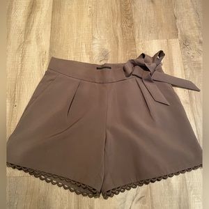 Banana Republic silky short in beautiful taupe color